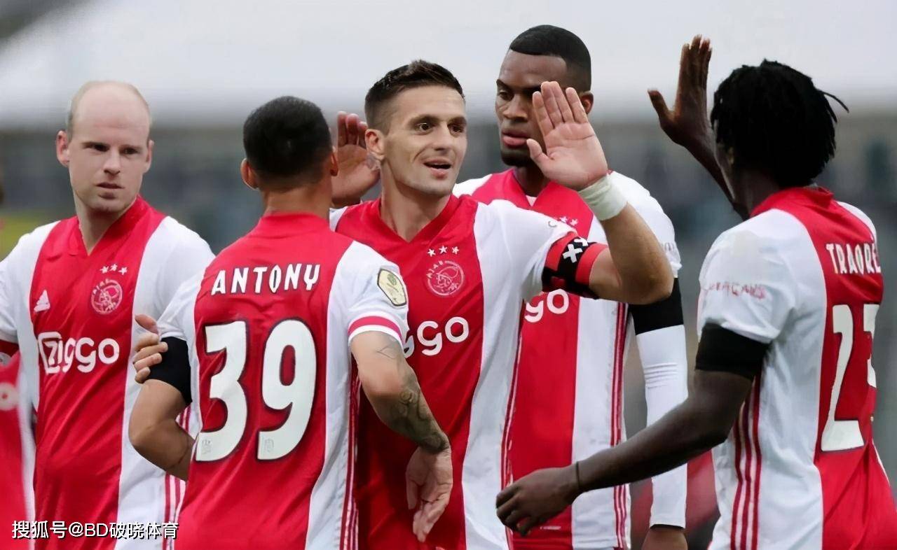 与琼斯的组 与琼斯的组